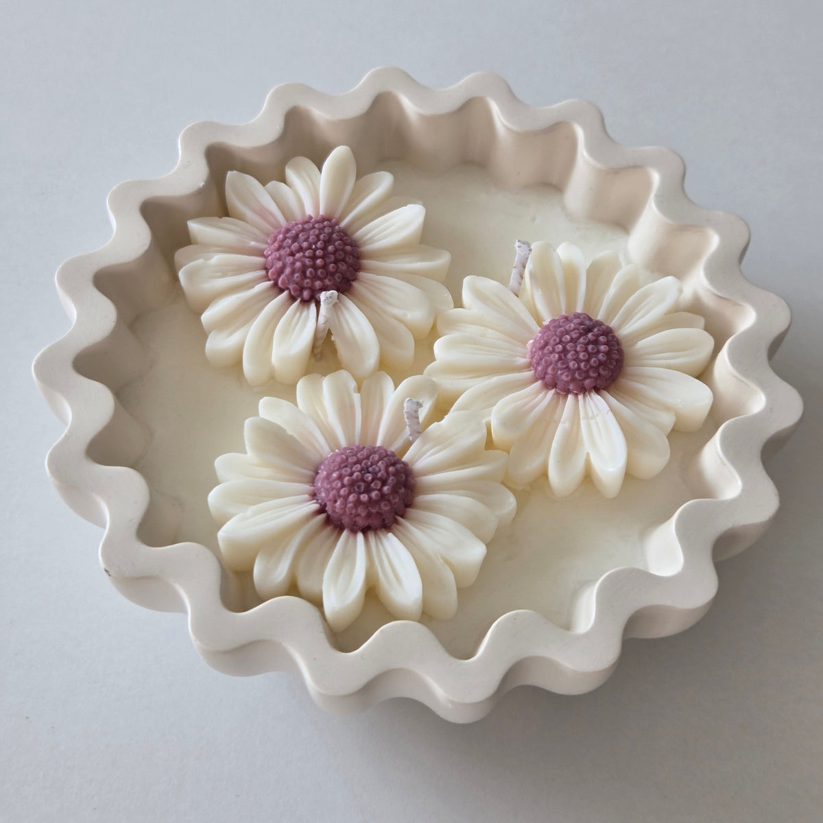 Daisy Trio Candle