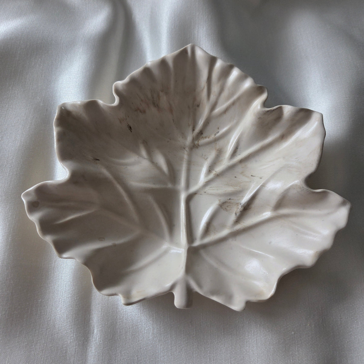 Maple leaf trinket tray