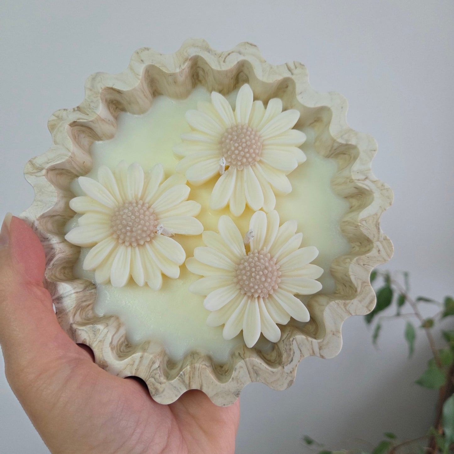 Daisy trio candle bowl