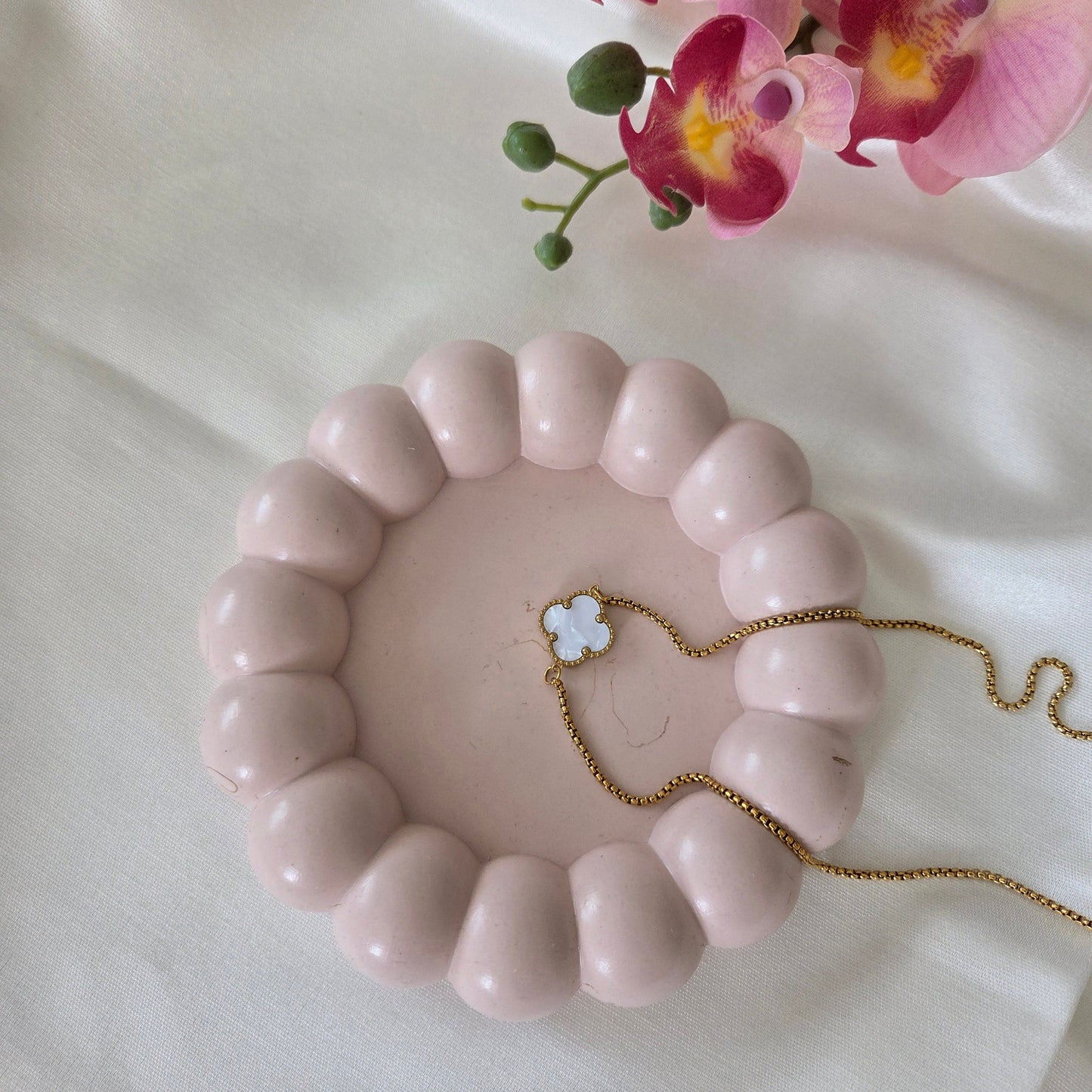 Bubble trinket tray / minimalist jewellery dish